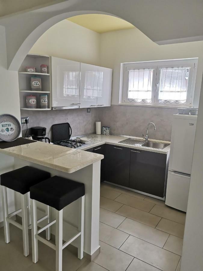 Guest House Surina App Surina'S Green Holiday Rupa ภายนอก รูปภาพ