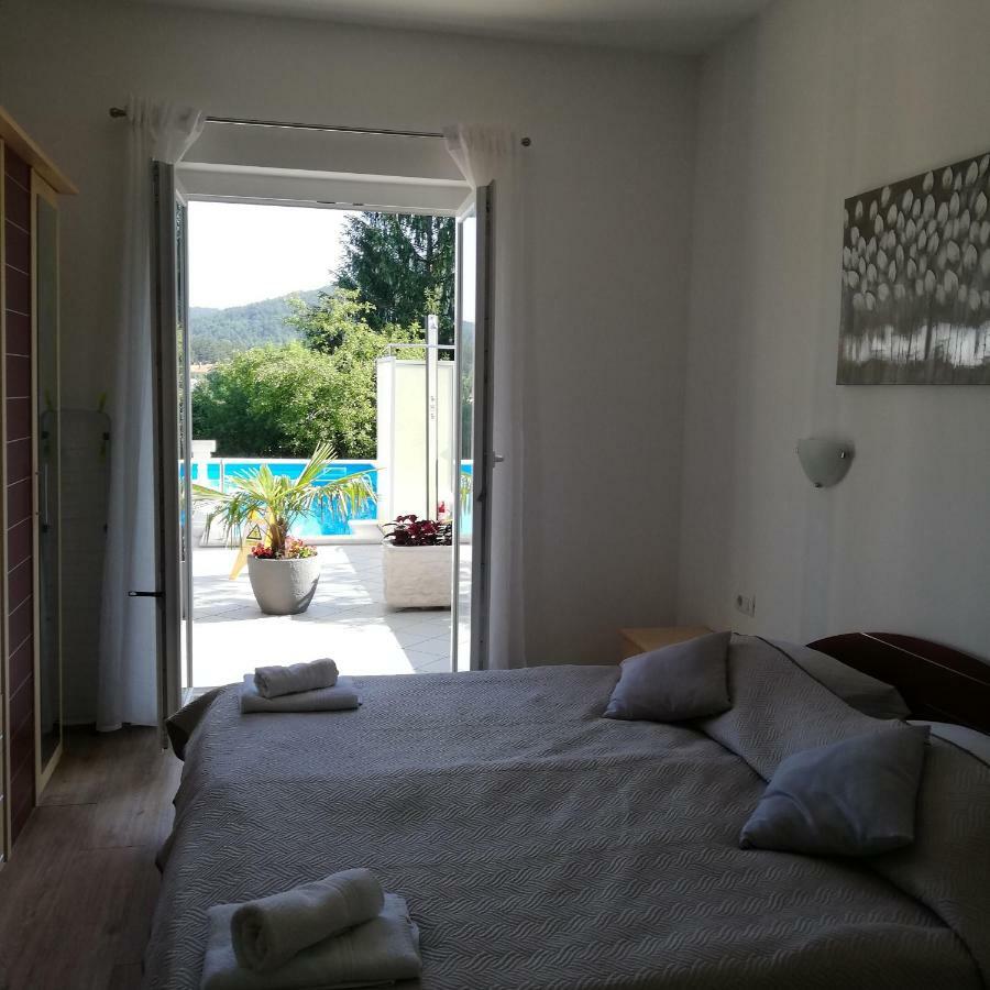 Guest House Surina App Surina'S Green Holiday Rupa ห้อง รูปภาพ